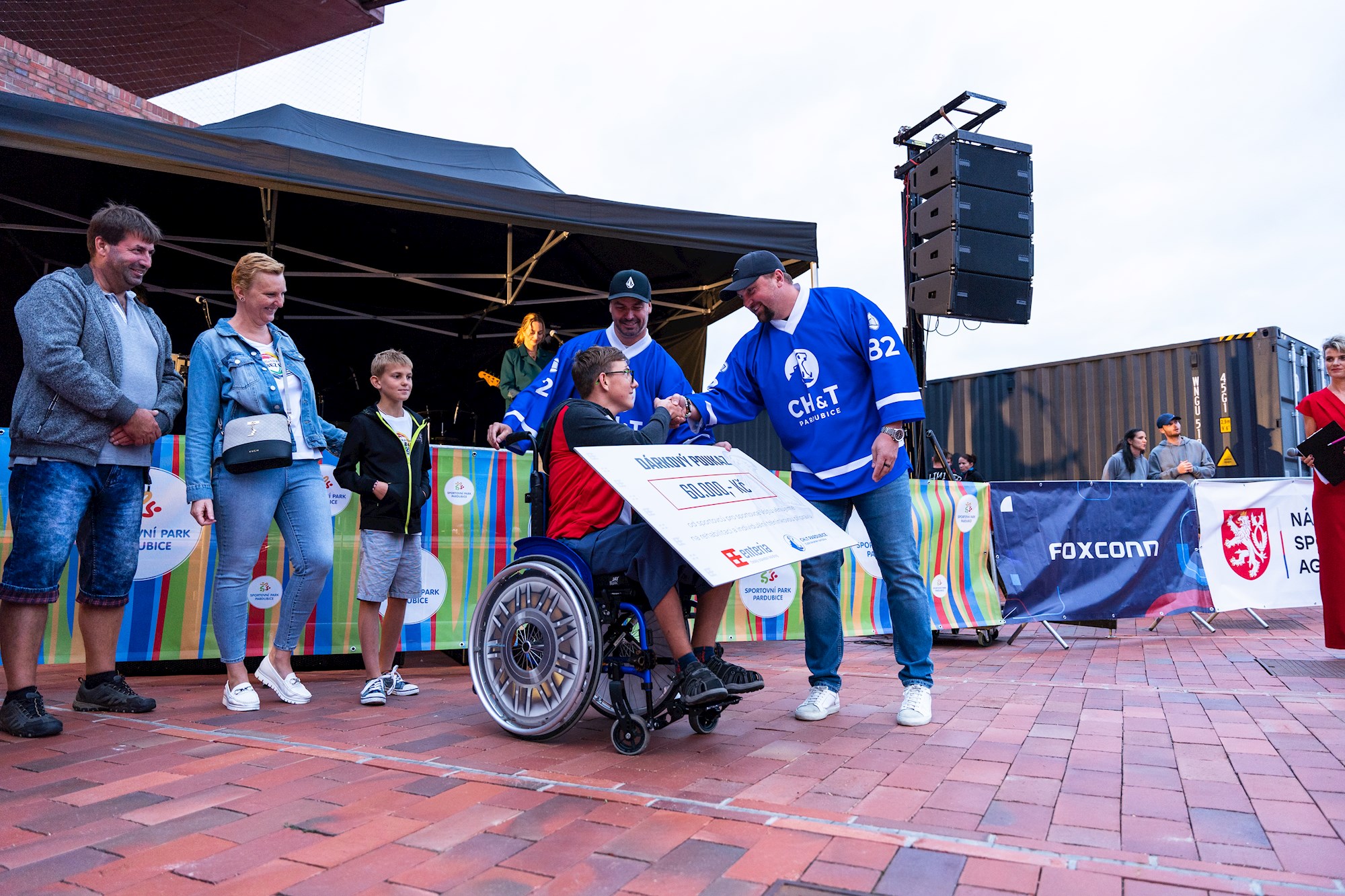 Od sportovců sportovci