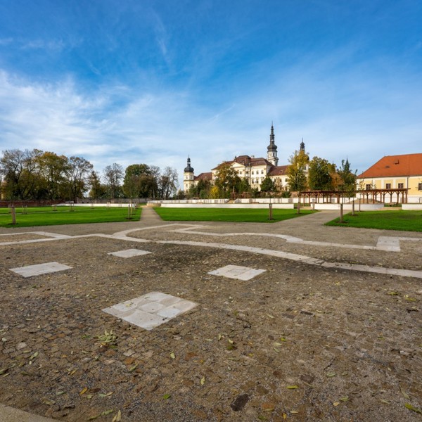 Plocha Letohrádku II