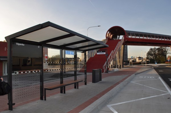 Ulice K Vápence je hotová. Rekonstrukce propojila nádraží s městskou částí Dukla