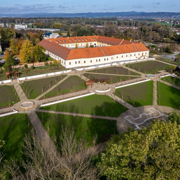 Po Dokončení