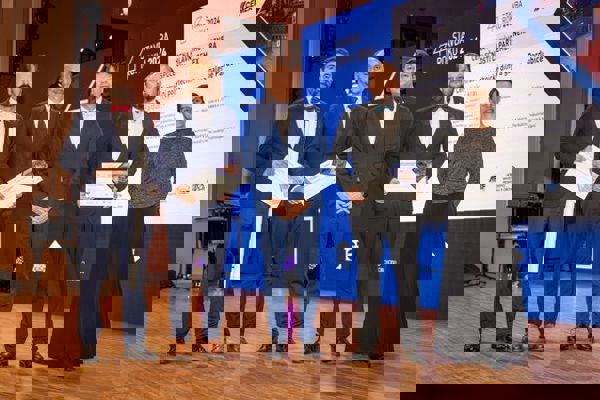 Naši POZEMÁCI si odnášejí další úspěch z prestižní soutěže Stavba roku 2024